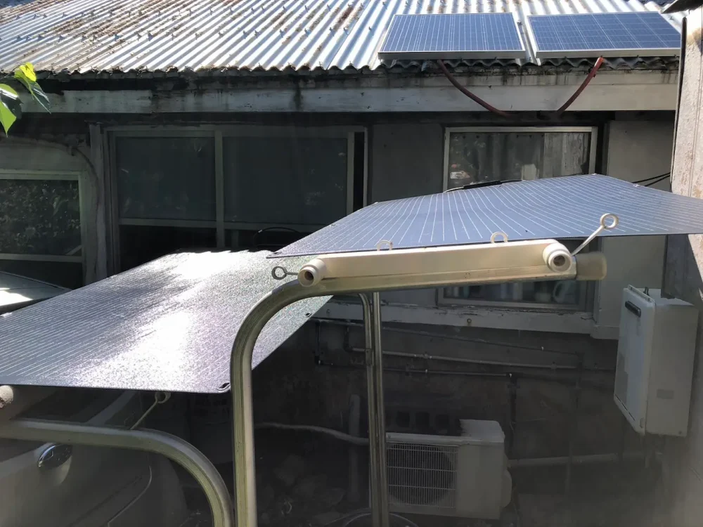 ２個■送込■長期1年保証■ フレキシブル ソーラーパネル 100W MC4ケーブルセット 高変換効率 18V-12V アメリカメーカーセル採用 単結晶 フレキシブルソーラーパネル 単結晶 90W