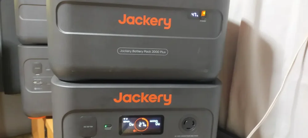 Jackeryポータブル電源2000Plus容量拡張バッテリー電源OFFする方法